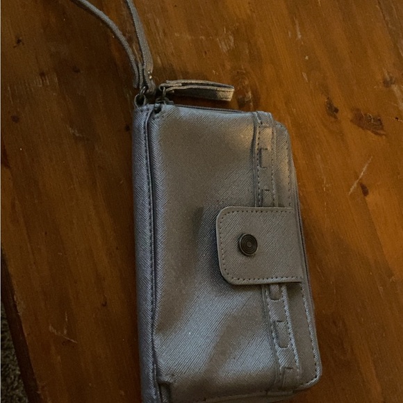 Hand bags - Picture 4 of 7